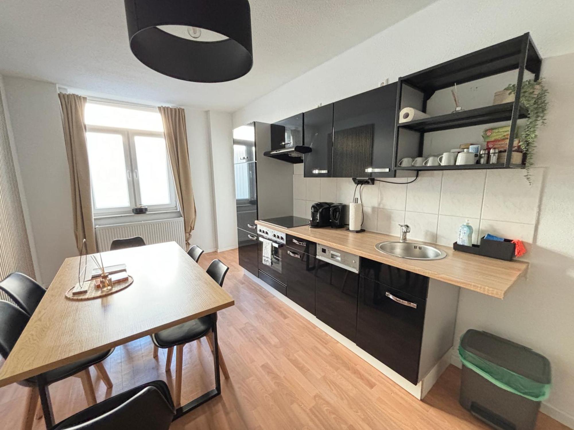 150Qm - 5 Rooms - Free Parking - Mallibase Apartments Ганновер Экстерьер фото